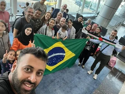 Avião da FAB com grupo que deixou Gaza decola rumo ao Brasil