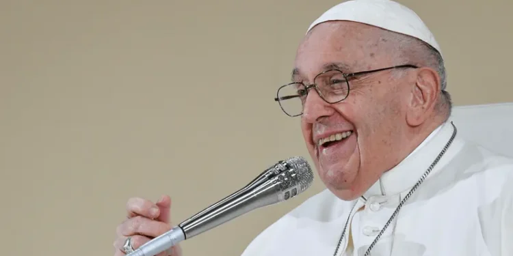 Pontífice marcou a história sendo o primeiro papa latino-americano
Vatican Media/­Handout via REUTERS